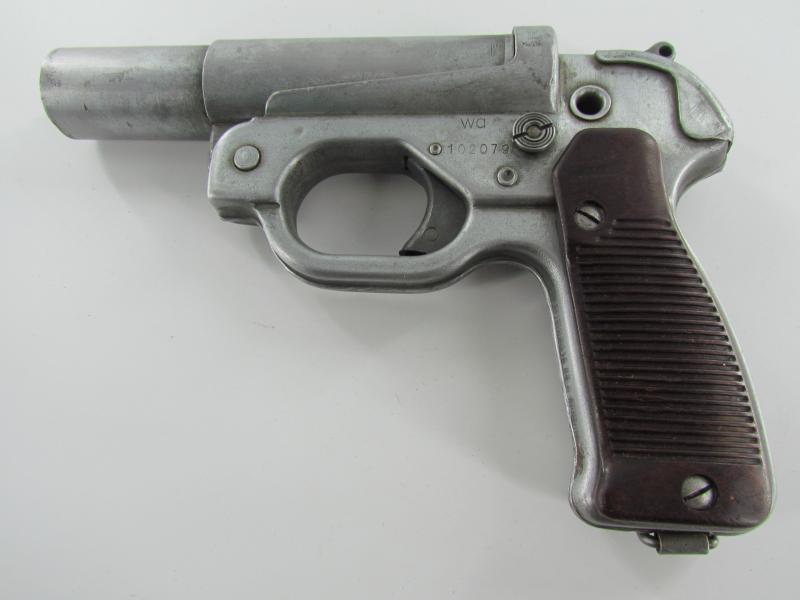 LP42 Flare gun steel maker marked Wa