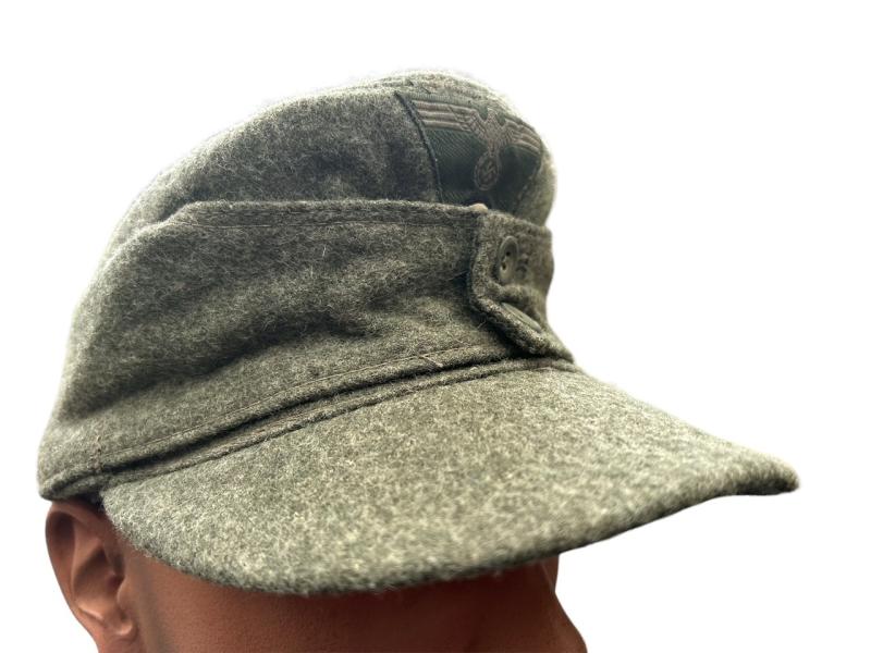 M43 Army (Heer) EM/NCO Field Cap ‘Einheitsfeldmütze’ with RBNr.