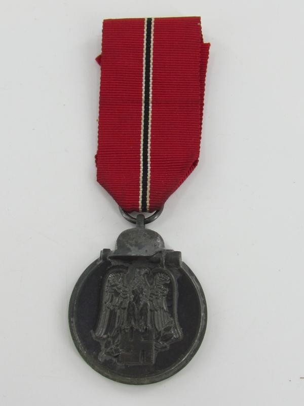 Winterschlacht im Osten 1941-42 Medal, Maker 6