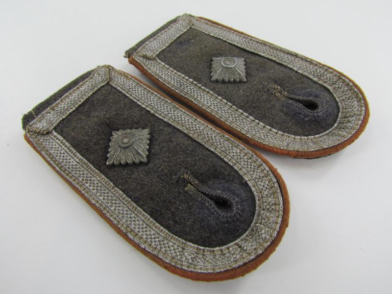 Luftwaffe Nachrichten ( Feldwebel  ) Shoulder boards