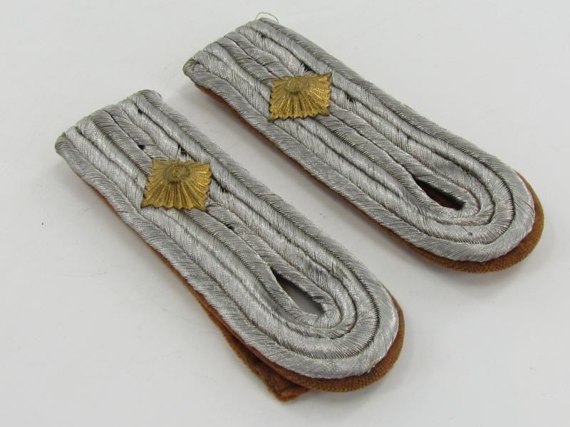 Luftwaffe Oberleutnant construction troops shoulder boards