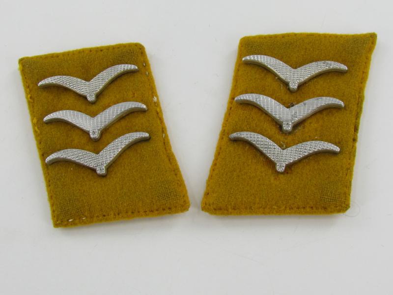 Luftwaffe collar tabs for a Obergefreiter or Feldwebel