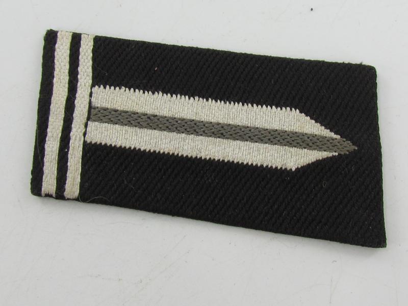 Single RAD ( Reichsarbeitsdienst ) Collar Tab