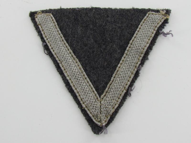 Luftwaffe Gefreiter chevron