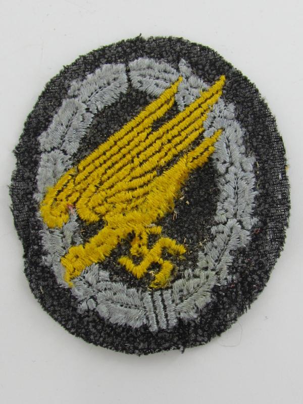 Luftwaffe Cloth Paratrooper Badge