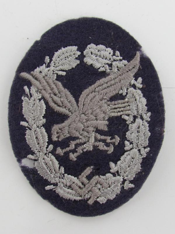 Luftwaffe Radio Operator & Air Gunner Cloth Badge