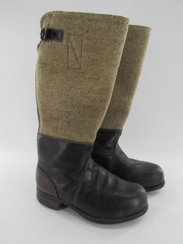 WH/SS Winter boots RB Numbered and dated 1944