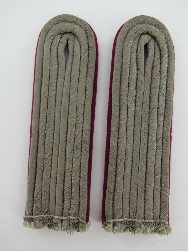 Wehrmacht (Heer) Leutnant shoulder boards for smoke troops ‘Nebelwerfer’