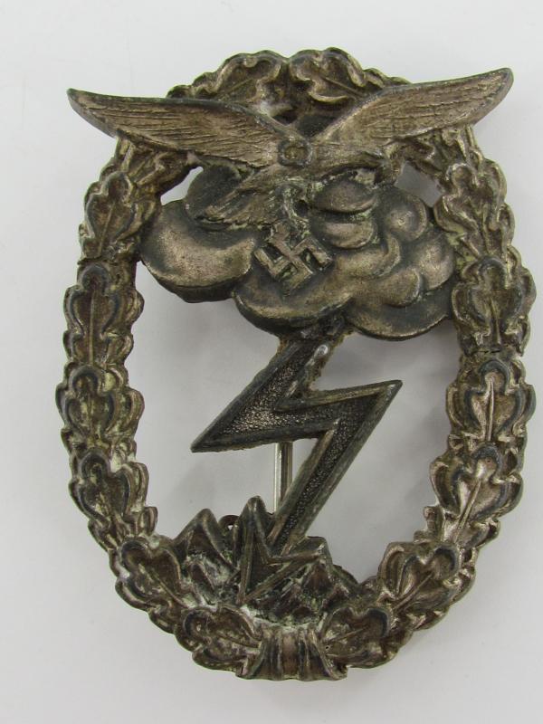 Luftwaffe Ground Assault Badge ( Juncker )