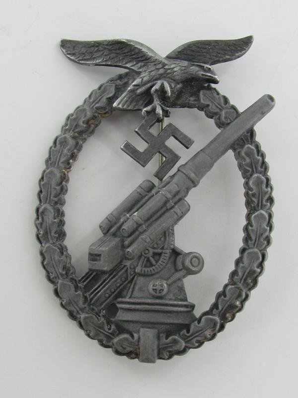 Luftwaffe Flak Abzeichen ( Flak Artillery War Badge )