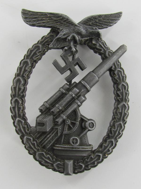 Luftwaffe Flak Abzeichen ( Flak Artillery War Badge )