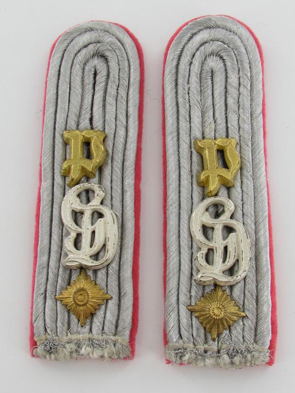 Wehrmacht (Heer) ‘Grossdeutschland’ Panzer Oberleutnant Shoulder Boards