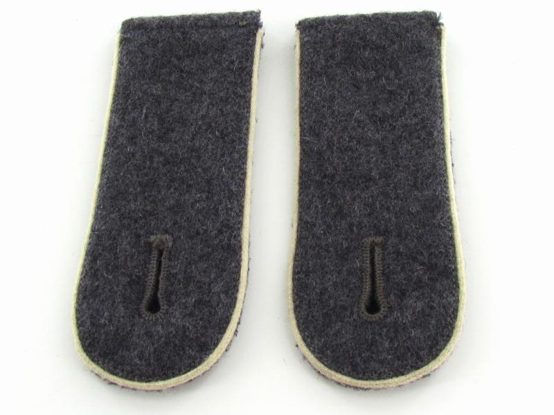 Luftwaffe ‘Hermann Göring’ division EM shoulder boards