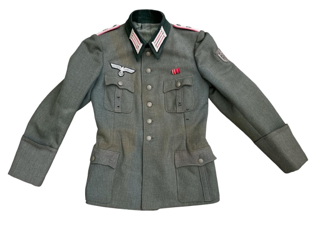 Wehrmacht (Heer) Panzer tunic for a Leutnant der Panzerjäger