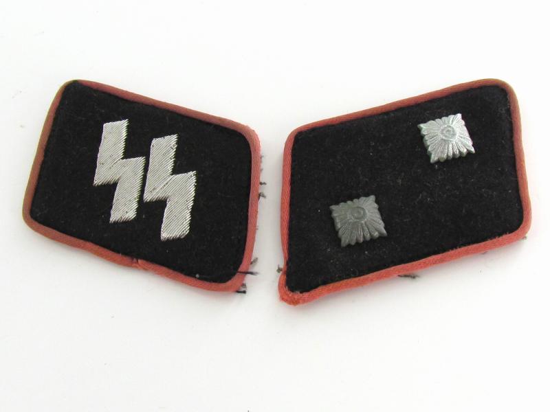 Waffen SS Panzer Oberscharführer collar taps...Rare!