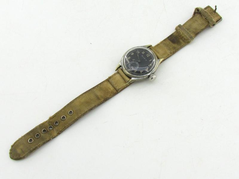 US WWII Bulova Army Watch ( working condition )