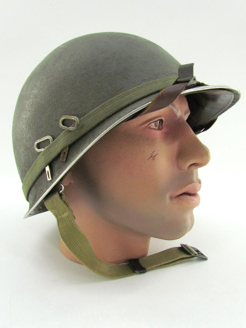 US WWII M1 ( fixed bale ) Combat Helmet with Liner