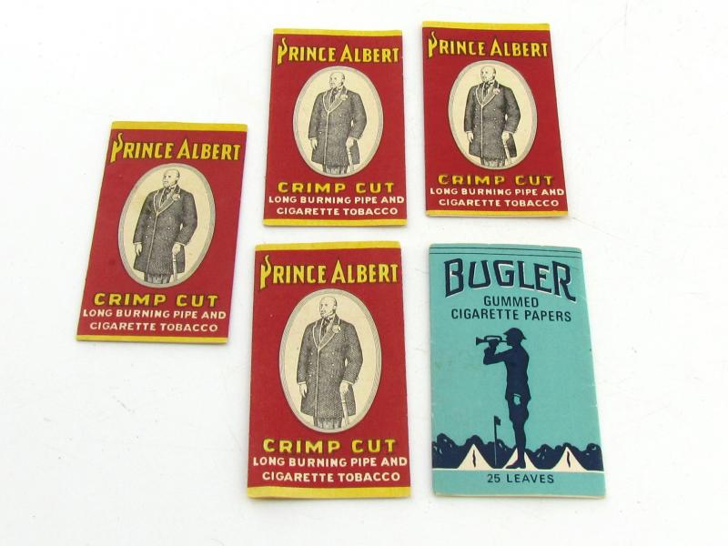 US WWII Era Tabacco Rolling Papers