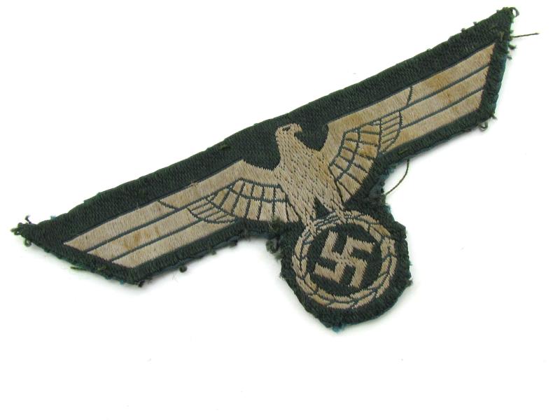 Wehrmacht (Heer) M36 ‘BeVo’ breast eagle