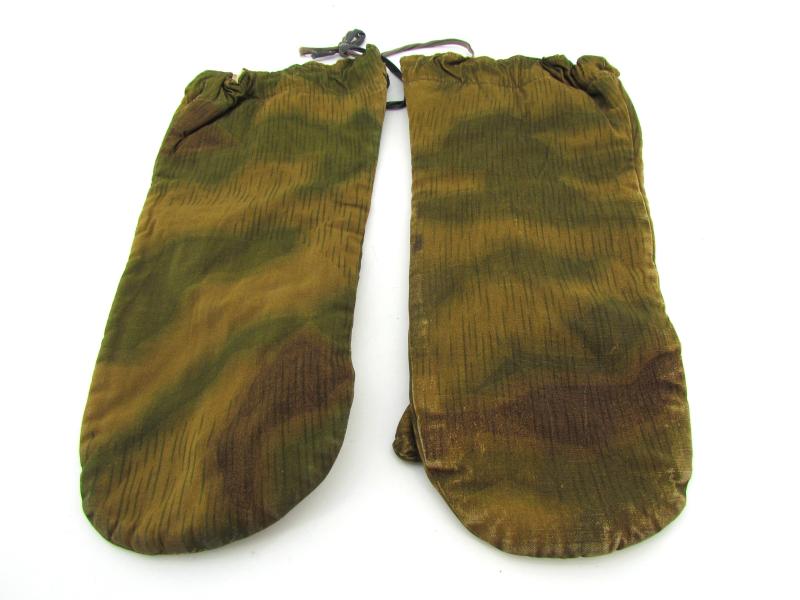 Reversible Parka Mittens in Sumpftarn Camouflage