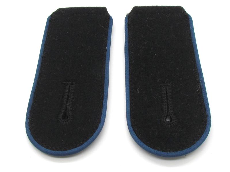 Waffen SS Medical ( Sanitäter ) shoulder boards