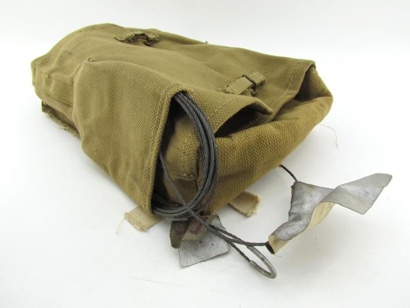 British WWII Airborne Legbag for 2 inch Mortar Rounds