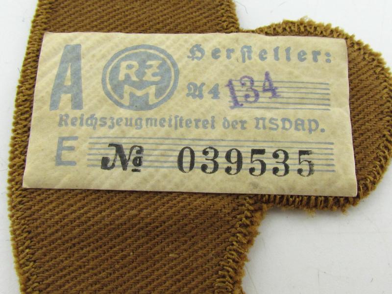 NSKK ( 'National Socialistisches Kraftfahr Korps' ) Sleeve Eagle with RZM Label