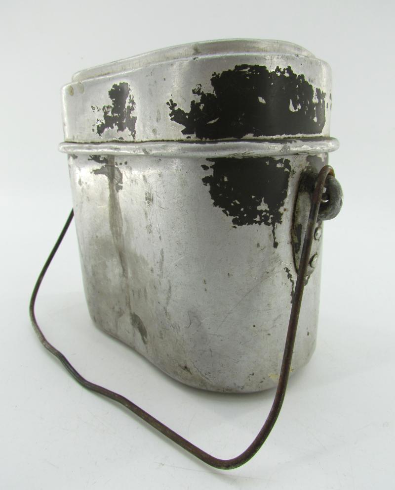 WH/SS M31 Matching Messkit Marked A.W.G.40