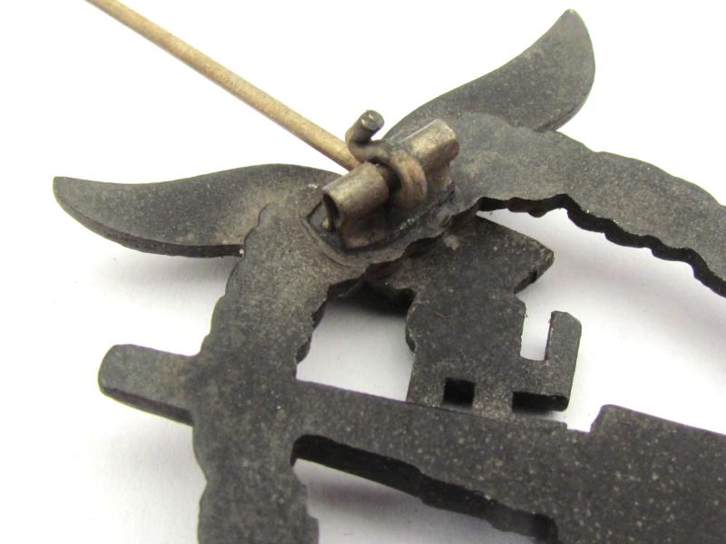 Luftwaffe Flak Badge, by W. Hobacher ( WH )