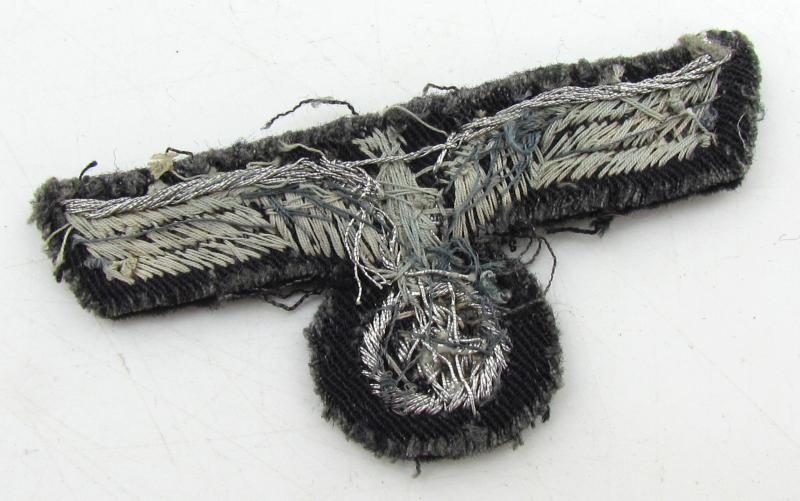 Wehrmacht (Heer) black Panzer officer bullion breast eagle