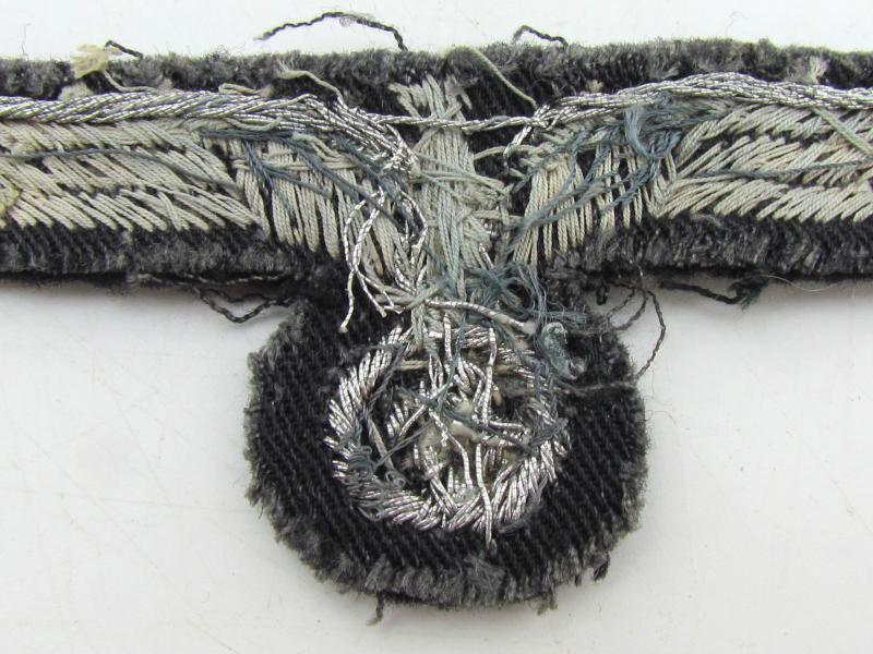 Wehrmacht (Heer) black Panzer officer bullion breast eagle