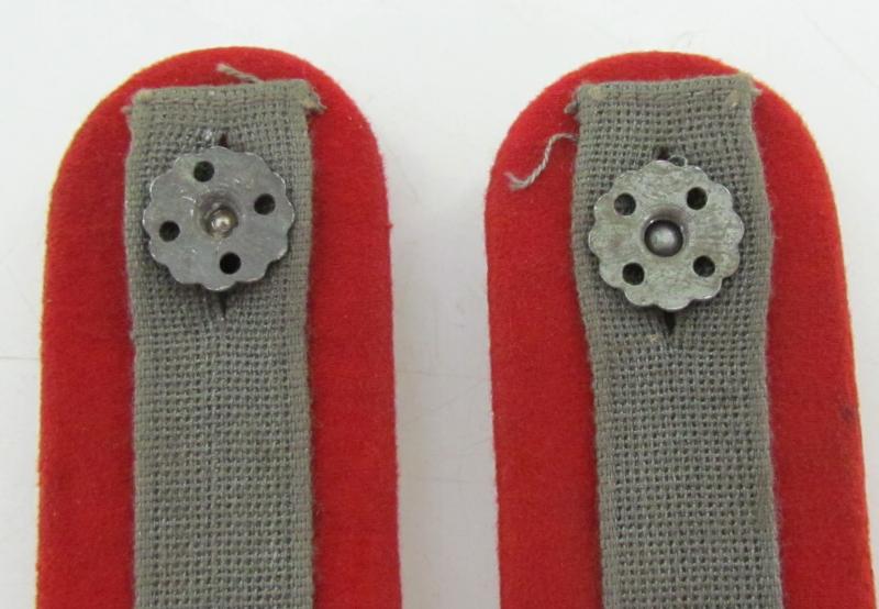 Wehrmacht 'Grossdeutschland' artillery insignia set