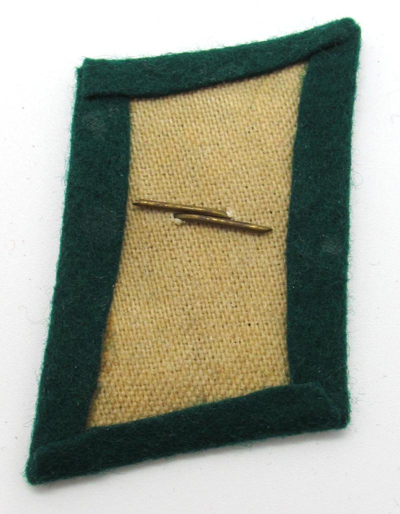 Luftwaffe Field Division 'Flieger' collar tabs