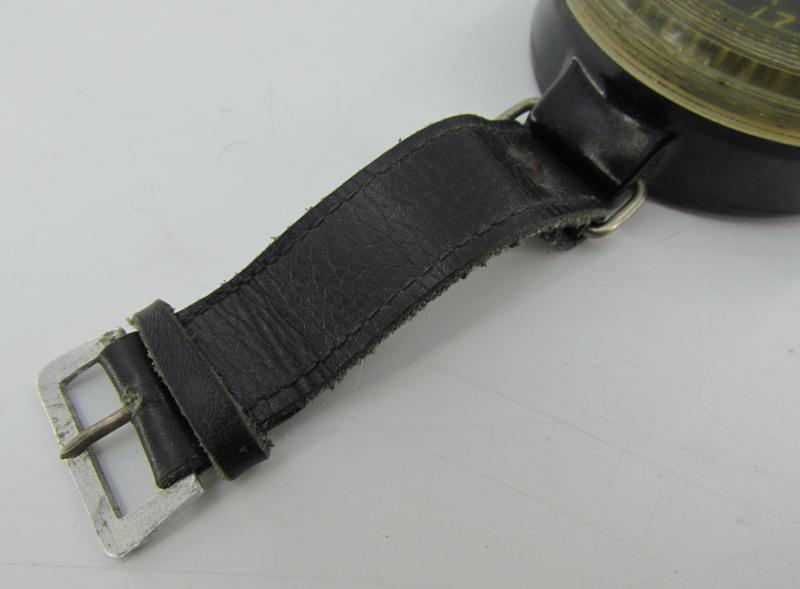 Luftwaffe ( Pilot ) Wristband Compass AK39