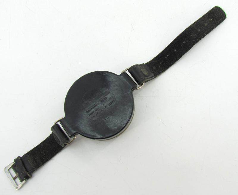 Luftwaffe ( Pilot ) Wristband Compass AK39