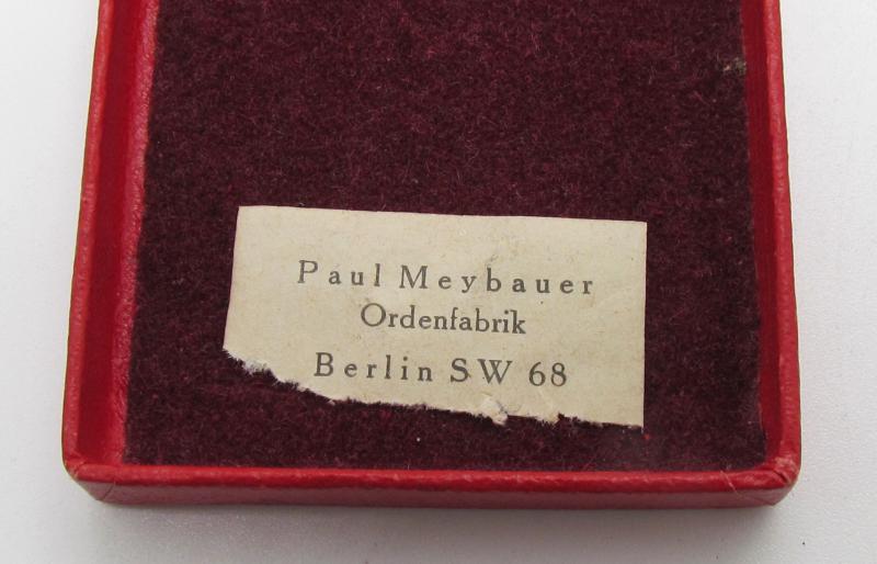 Cased 25 Years Faithful Service Medal ( 'Paul Meybauer' )