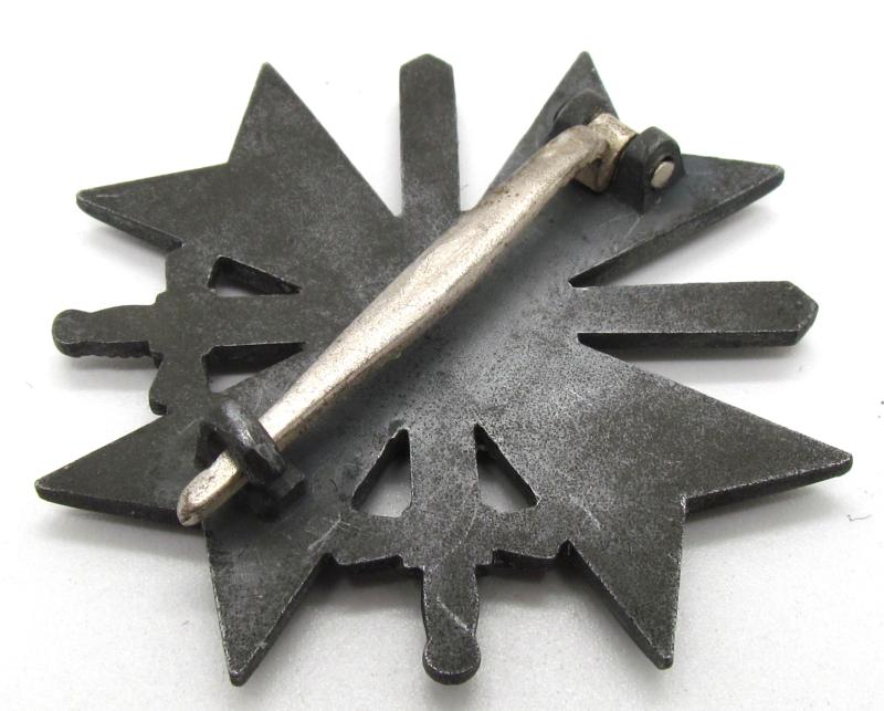 War Merit cross (KVK) first class “62” in Case