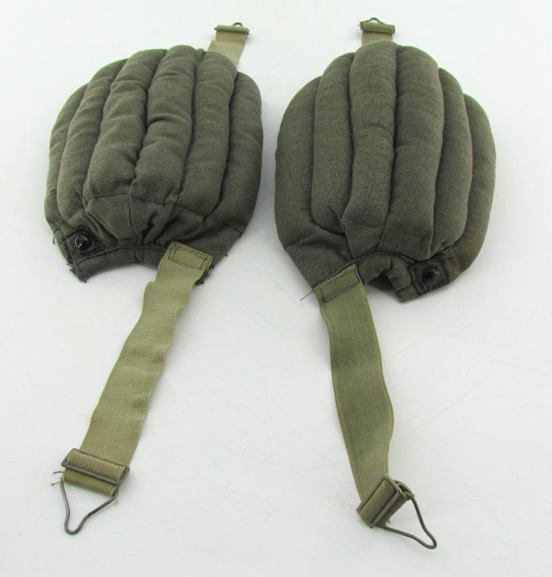 Fallschirmjäger jumping kneepads