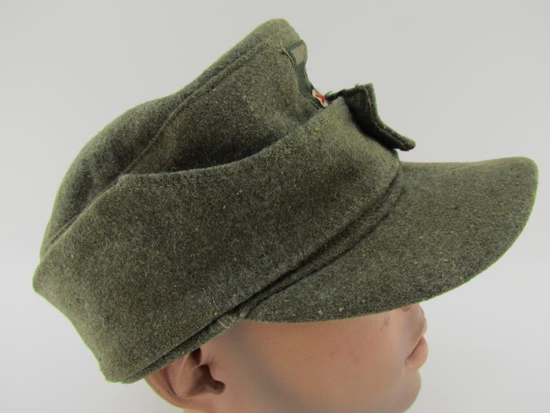 M43 Army (Heer) Field Cap ‘Einheitsfeldmütze’ with RBNr.