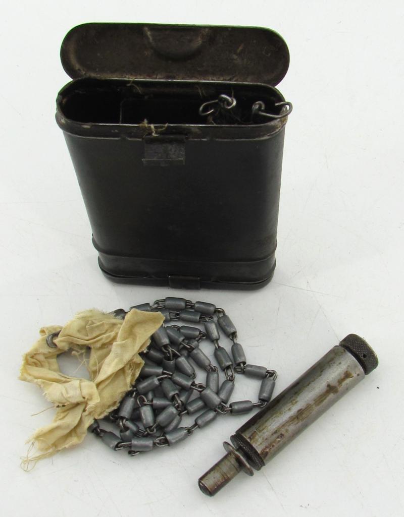 RG34 Cleaning Kit with some contents KY 1940