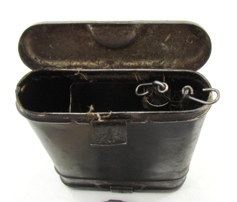 RG34 Cleaning Kit with some contents KY 1940