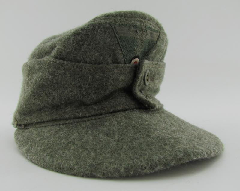 Wehrmacht M43 field cap – Heer EM/NCO – 0/0250/2562