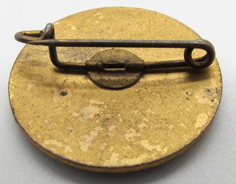 NSVO 'Het hartvuur heilig - Het haardvuur veilig' Badge