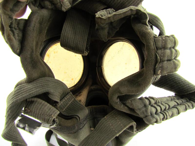 Luftwaffe issued Gasmask Cannister With Contents