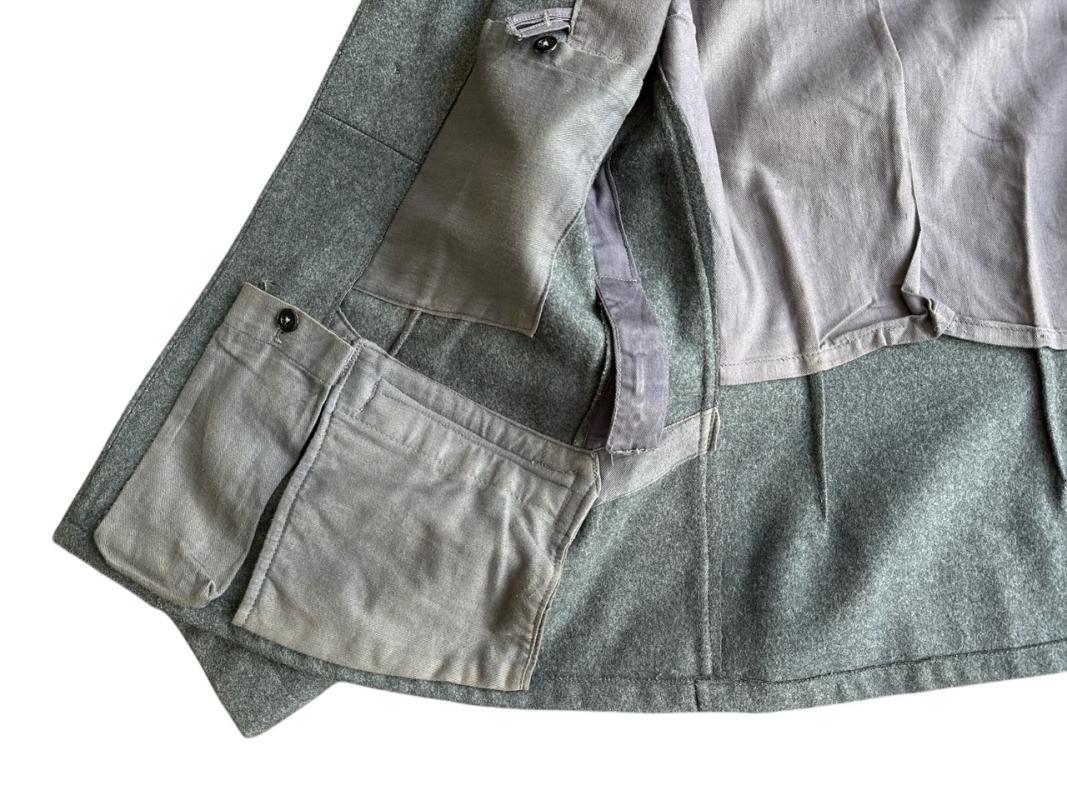 Luftwaffe Signals ( Nachrichten ) NCO Fliegerbluse with Afrika Cufftitle