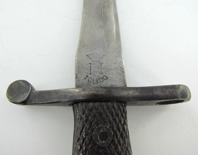 Spanish Mauser M-1941 Bolo Bayonet ( number matching )