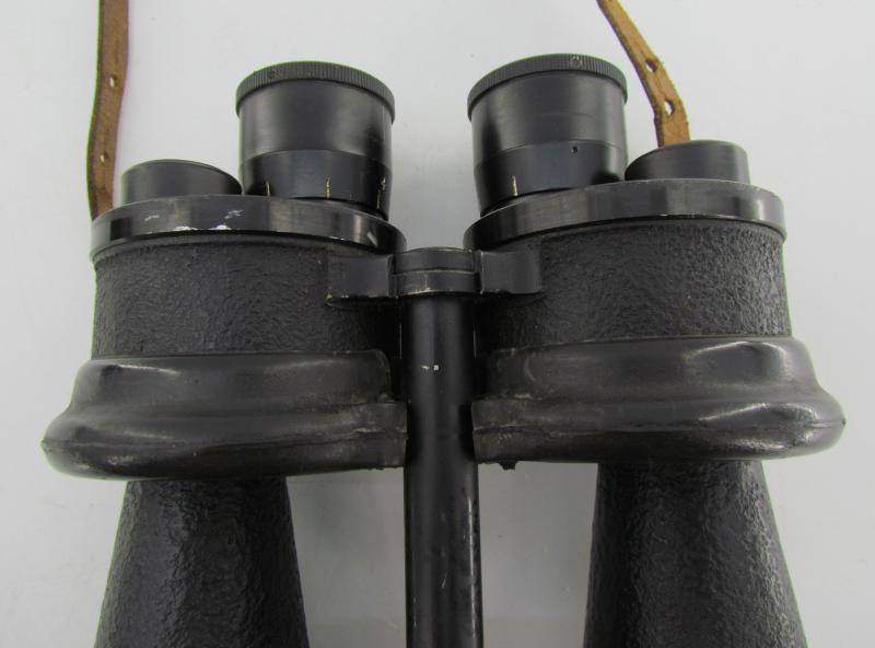 Kriegsmarine Binoculars in Case 7×50 beh 1944