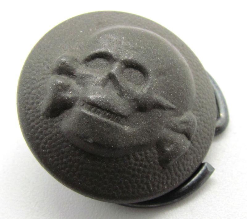 SS-VT Totenkopf Field Grey Cap Button