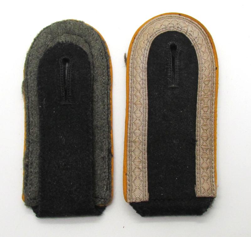 Waffen-SS reconnaissance ‘Aufklärungs-Abteilung’ shoulder boards