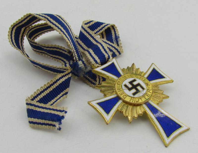 German Mothers Cross in Gold